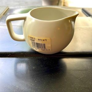 New Sasaki Colorstone White Matte Creamer 8 oz